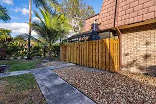 7780 Courtyard Run W, Boca Raton, FL 33433 - Photo 23