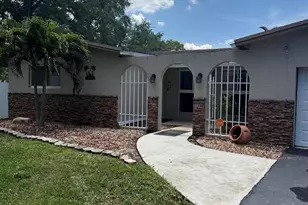 9101 SW 52nd Ct, Cooper City, FL 33328 - Photo 3