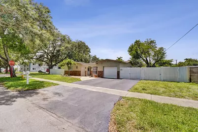 9101 SW 52nd Court, Cooper City, FL 33328 - Photo 3
