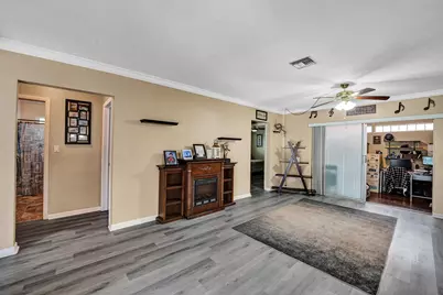 9101 SW 52nd Court, Cooper City, FL 33328 - Photo 15