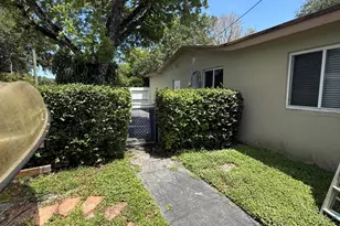 9101 SW 52nd Ct, Cooper City, FL 33328 - Photo 7