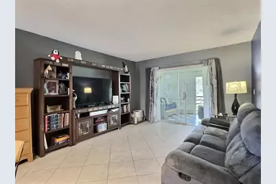 3150 Holiday Springs Boulevard #8-204, Margate, FL 33063 - Photo 9