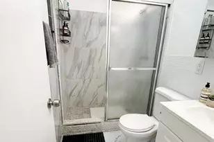 1524 N Victoria Park Rd, Fort Lauderdale, FL 33304 - Photo 13