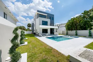 3225 Canal Dr, Pompano Beach, FL 33062 - Photo 19