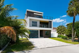 3225 Canal Dr, Pompano Beach, FL 33062 - Photo 3