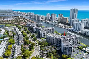 600 Parkview Dr, Hallandale Beach, FL 33009 - Photo 29