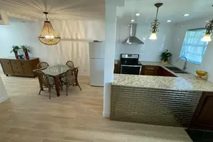 30 SE 13th St, Boca Raton, FL 33432 - Photo 5