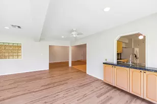 13257 Touchstone Pl, Palm Beach Gardens, FL 33418 - Photo 9
