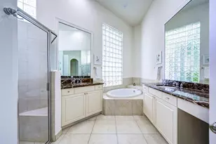 233 Andalusia Dr, Palm Beach Gardens, FL 33418 - Photo 13