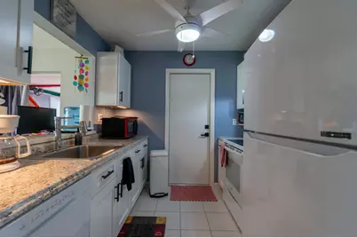 119 SW 9th Street, Boynton Beach, FL 33426 - Photo 7