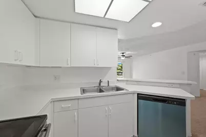 4159 N Haverhill Road #1307, West Palm Beach, FL 33417 - Photo 11