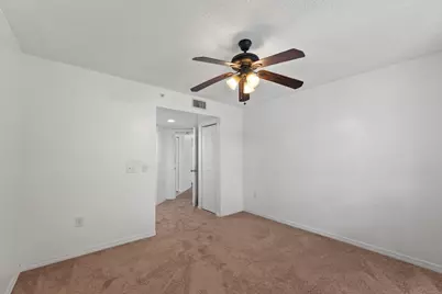 4159 N Haverhill Road #1307, West Palm Beach, FL 33417 - Photo 17