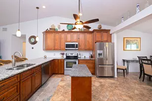 613 SE Dean Terrace, Port Saint Lucie, FL 34984 - Photo 9