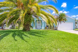 613 SE Dean Terrace, Port Saint Lucie, FL 34984 - Photo 3