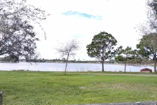 2880 Lake Osborne Dr, Lake Worth Beach, FL 33461 - Photo 29