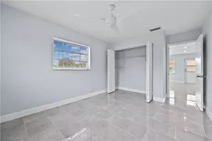 260 NW 19th St, Boca Raton, FL 33432 - Photo 15