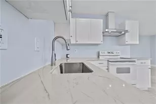 260 NW 19th St, Boca Raton, FL 33432 - Photo 7