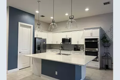 12482 SW Sunrise Lake Terrace, Port Saint Lucie, FL 34987 - Photo 11