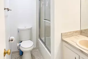 769 SE 1st Way, Deerfield Beach, FL 33441 - Photo 17