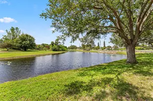 1526 SE Dewberry Ct, Port Saint Lucie, FL 34952 - Photo 3
