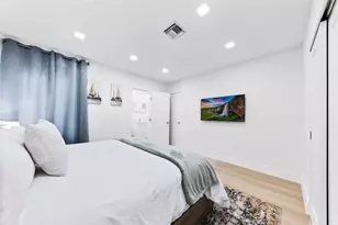 3329 NE 17th St, Fort Lauderdale, FL 33305 - Photo 29