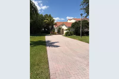 521 W Palm Aire Drive, Pompano Beach, FL 33069 - Photo 3