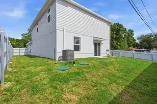 2405 88th Ave, Vero Beach, FL 32966 - Photo 15