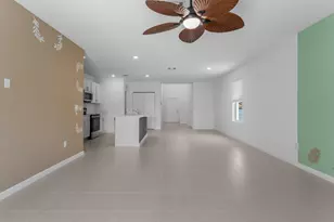 2405 88th Ave, Vero Beach, FL 32966 - Photo 13