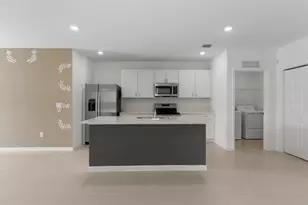 2405 88th Ave, Vero Beach, FL 32966 - Photo 9