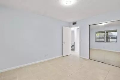 63 Hastings D, West Palm Beach, FL 33417 - Photo 13