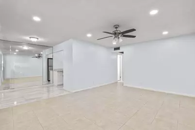 63 Hastings D, West Palm Beach, FL 33417 - Photo 5