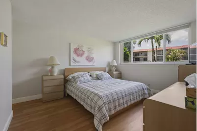 371 S Hollybrook Drive #106, Pembroke Pines, FL 33025 - Photo 3