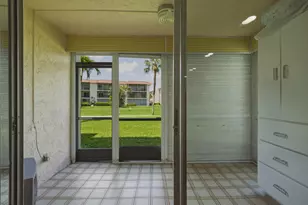 371 S Hollybrook Dr, Pembroke Pines, FL 33025 - Photo 17