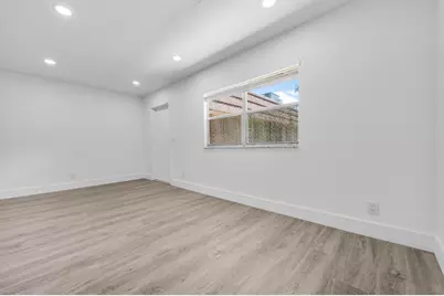 154 Seville G, Delray Beach, FL 33446 - Photo 11
