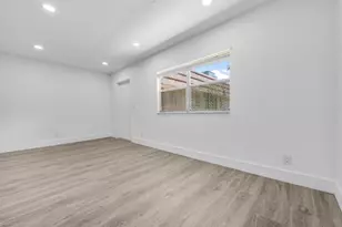 154 Seville G, Delray Beach, FL 33446 - Photo 11