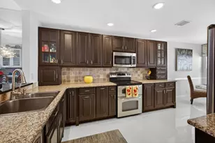 906 N Windermere Way, Palm Beach Gardens, FL 33418 - Photo 25