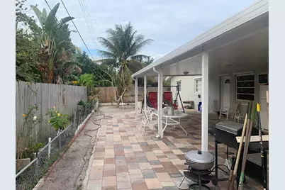 1345 Stoneway Lane, West Palm Beach, FL 33417 - Photo 11