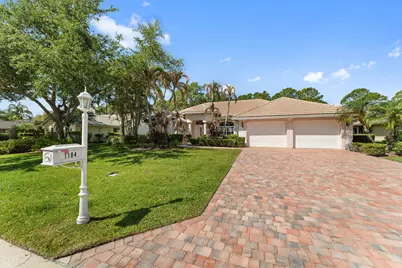 1184 SW Mirror Lake Cove, Port Saint Lucie, FL 34986 - Photo 3