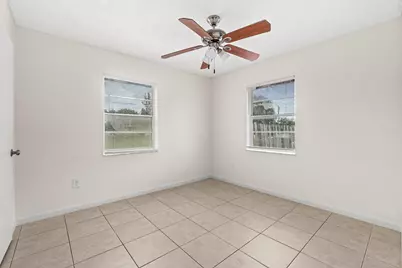 4807 Gulfstream Road, Lake Worth, FL 33461 - Photo 15