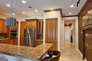 16117 Emerald Estates Dr, Weston, FL 33331 - Photo 11