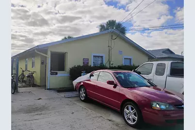 803 SE Tarpon Avenue SE, Stuart, FL 34994 - Photo 1