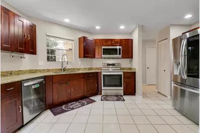 1437 Dandelion Lane, West Palm Beach, FL 33415 - Photo 9