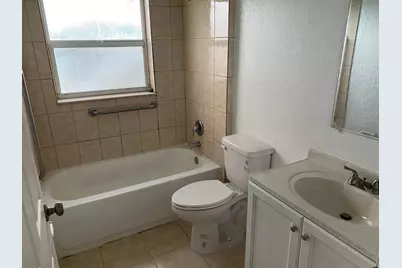 618 NE 1st Street #B, Boynton Beach, FL 33435 - Photo 7