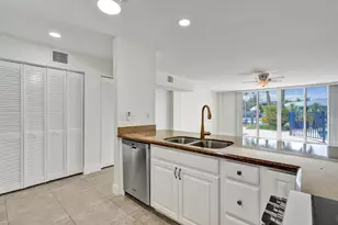 1717 N Riverside Dr, Pompano Beach, FL 33062 - Photo 15