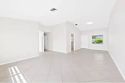 2981 NW 92nd Avenue, Coral Springs, FL 33065 - Photo 5
