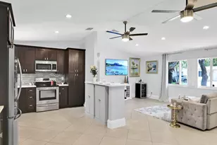 432 SW Natura Ave, Deerfield Beach, FL 33441 - Photo 11