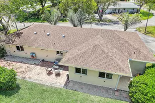 432 SW Natura Ave, Deerfield Beach, FL 33441 - Photo 45