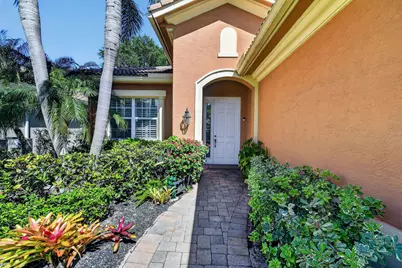 12077 Aviles Circle, Palm Beach Gardens, FL 33418 - Photo 3