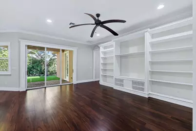12077 Aviles Circle, Palm Beach Gardens, FL 33418 - Photo 11