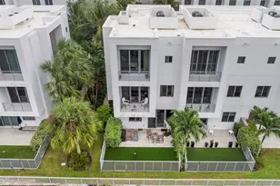 1811 NW 42nd Dr, Boca Raton, FL 33431 - Photo 49